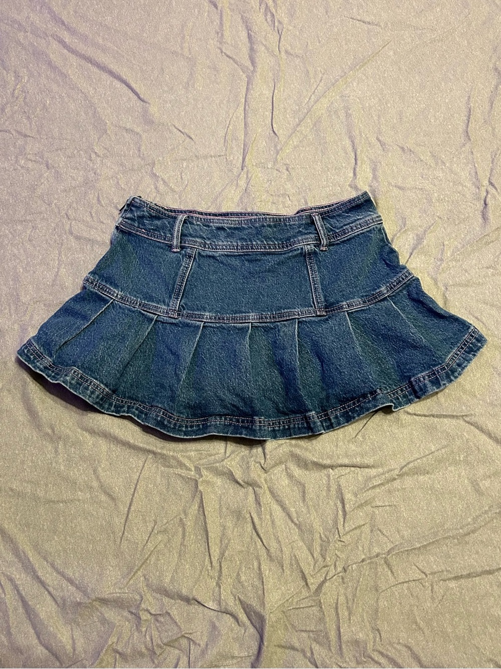 Sweet Society Hot Topic Y2K Pleated Denim Micro Mini Skirt with Heart Patches - Picture 2 of 7